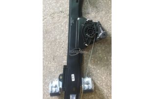 Auto Parts CN15A23200BB Window Regulator Bracket Front R for Ford Ecosport