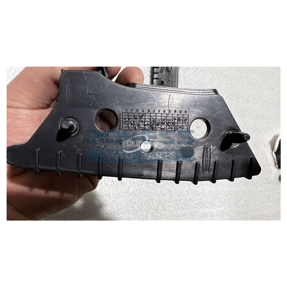 GD9Z17C947C Front Bumper Bracket L for Lincoln Continental 17